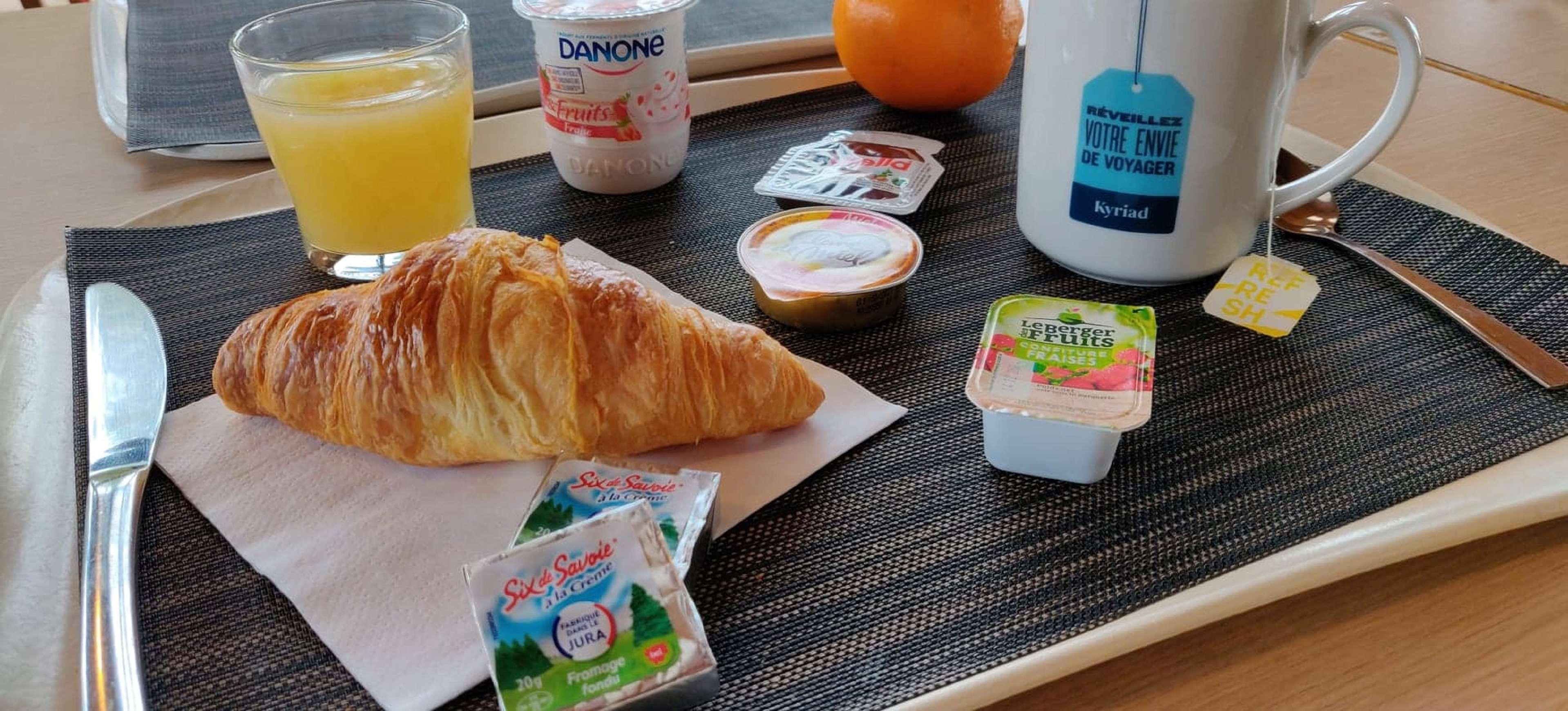 Kyriad Geneve St-Genis-Pouilly سان-جيني-بويي، أين المظهر الخارجي الصورة